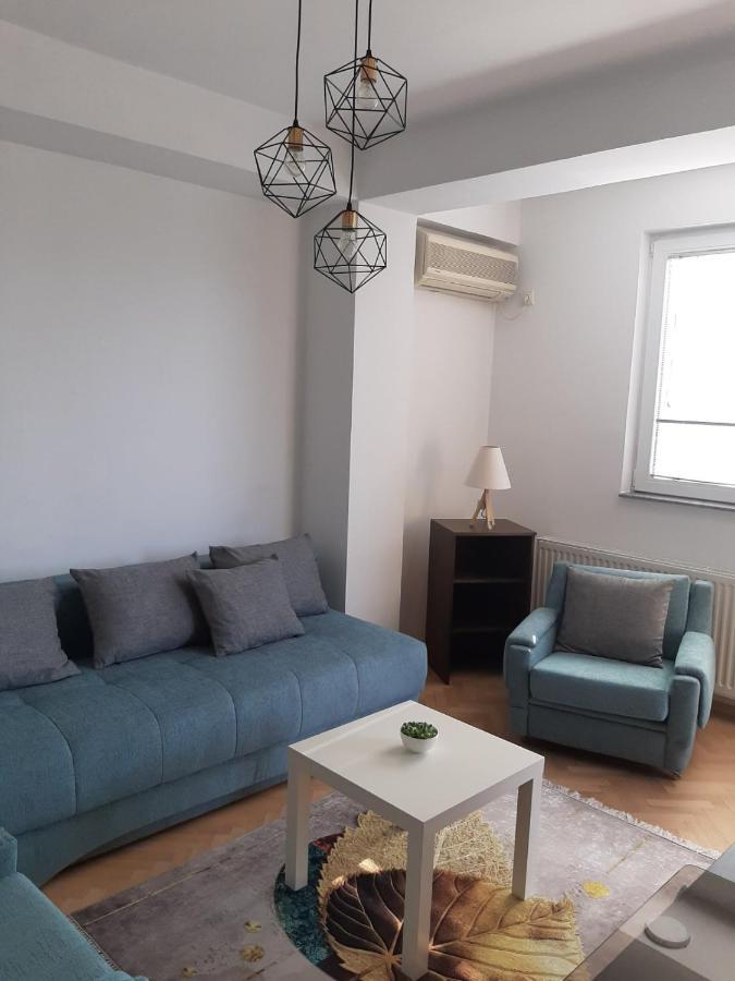 Iv2020 Apartment Skopje Buitenkant foto