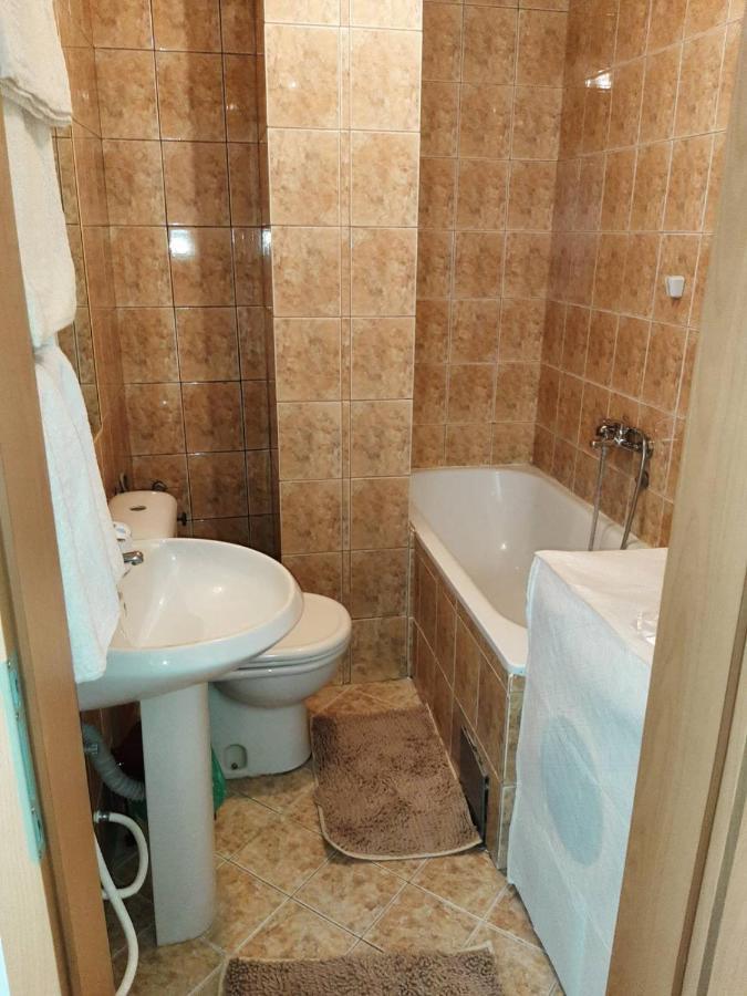 Iv2020 Apartment Skopje Buitenkant foto